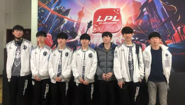 她在半决赛 她在半决赛