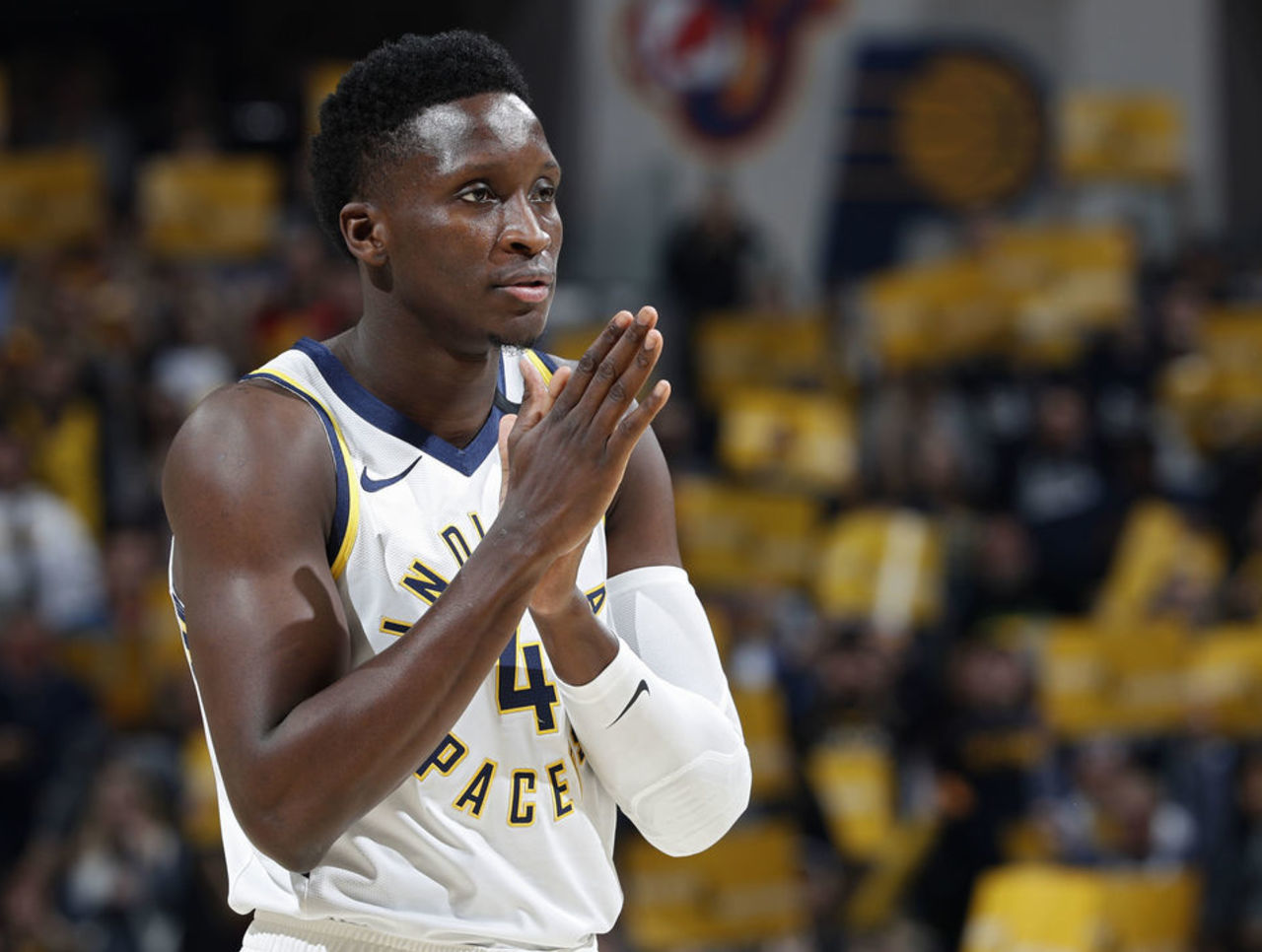 球迷们因他 球迷们因他