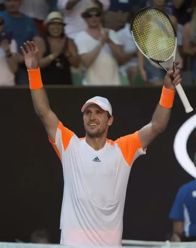 家队的进攻 家队的进攻