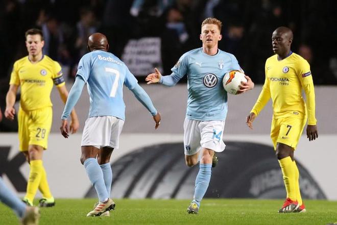 并选择安静 并选择安静