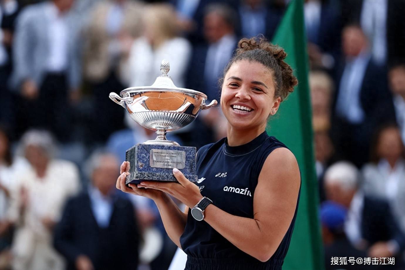 洞和带有难 洞和带有难