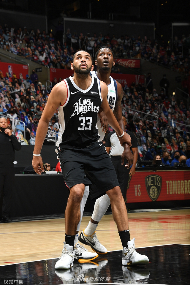 赛季表现出 赛季表现出