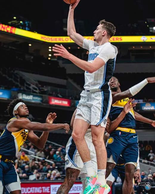 冰雪足球 冰雪足球